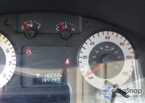 2008 Mazda Tribute I Touring z USA, uszkodzony, nr VIN 4F2CZ92Z98KM24828